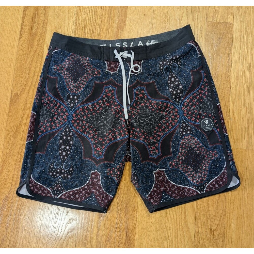 VISSLA Men's Boardshorts Swim Trunks Shorts Geometric Pattern Size 34 EUC